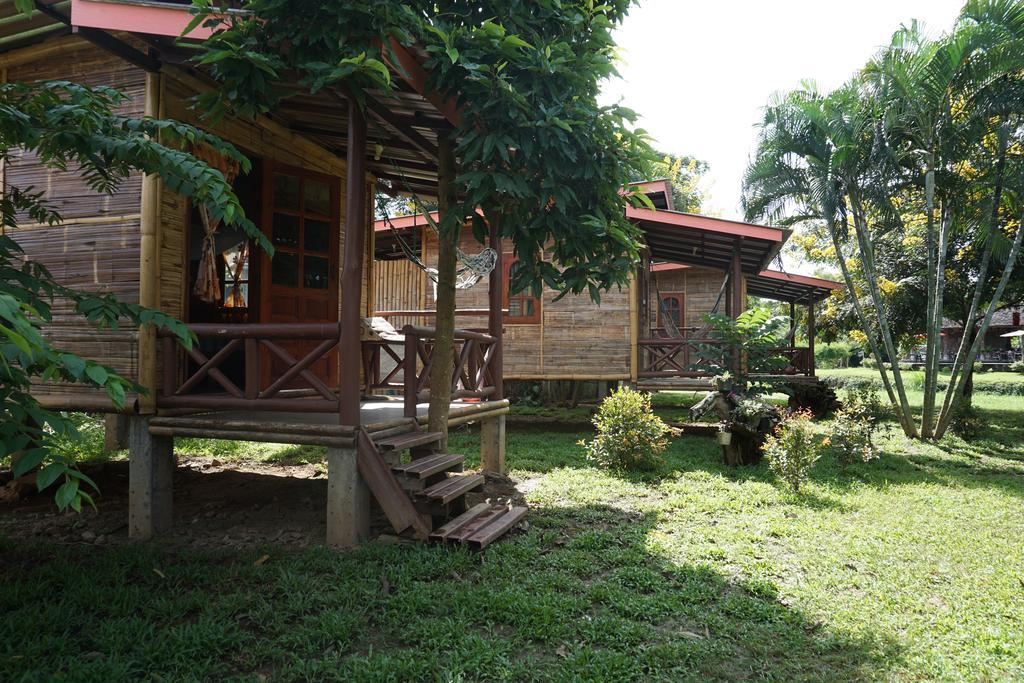 Family Hut Pai Hotell Eksteriør bilde
