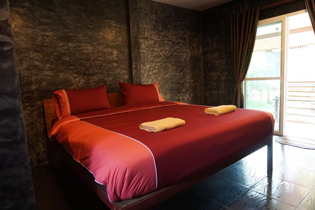Family Hut Pai Hotell Eksteriør bilde
