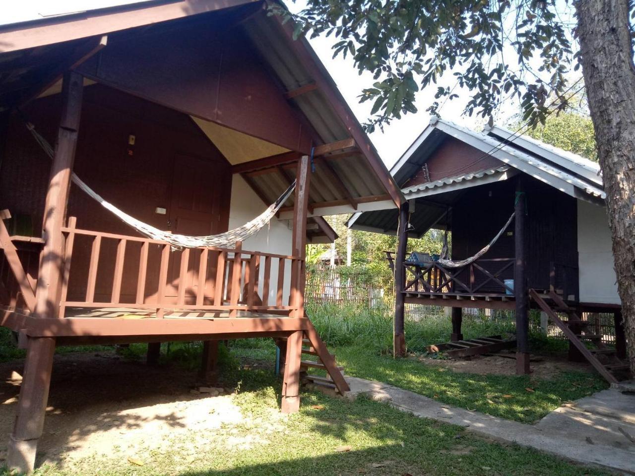 Family Hut Pai Hotell Eksteriør bilde